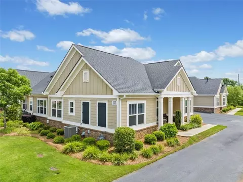 306 Cherokee Station Cir, Woodstock, GA 30188