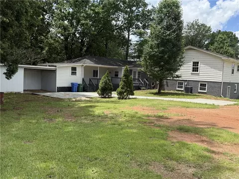 Exterior - 5460 Huron Dr, Morrow, GA 30260 photo 2 of 3
