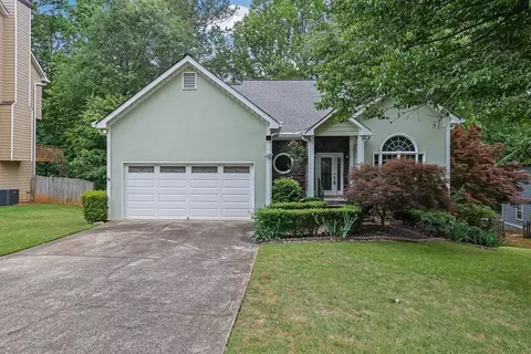 4047 Watkins Glen Dr, Woodstock, GA 30189