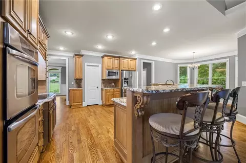 Kitchen - 112 E Fork Ln, Pendergrass, GA 30567 photo 8 of 10