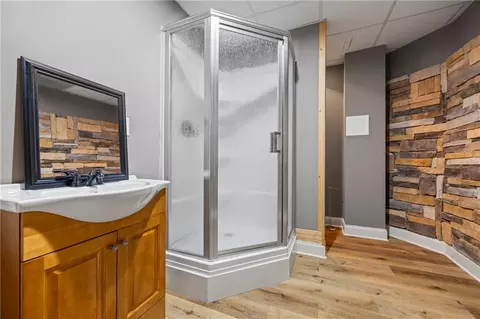 Bath - 112 E Fork Ln, Pendergrass, GA 30567 photo 5 of 5