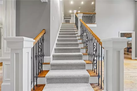 Entry Way - 112 E Fork Ln, Pendergrass, GA 30567 photo 4 of 10