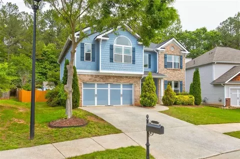 133 Parkway Dr, Fairburn, GA 30213