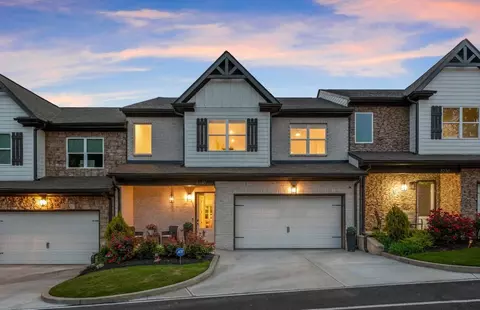 8240 Sonata Ln, Cumming, GA 30041