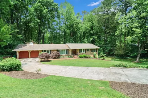 5170 Oxbow Rd, Stone Mountain, GA 30087