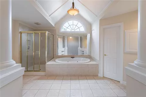 Bath - 1900 Briergate Dr, Duluth, GA 30097 photo 2 of 6