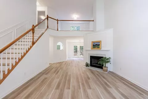 3350 Serenade Ct, Alpharetta, GA 30004