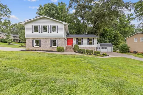 3751 Cherokee Pl SE, Marietta, GA 30067