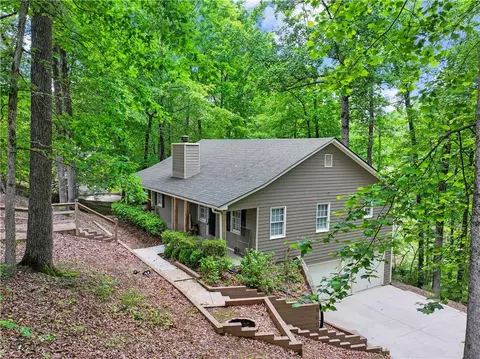307 Robertson Rd, Dawsonville, GA 30534