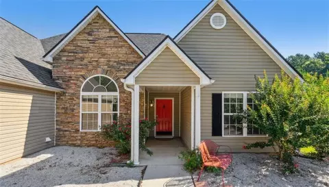1625 Alcovy River Dr, Dacula, GA 30019