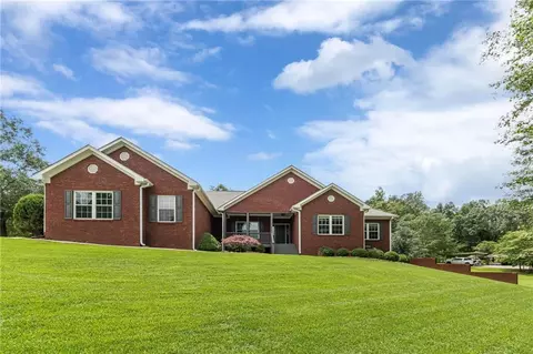 516 Main St, Hiram, GA 30141