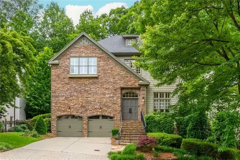3182 Windsor Lake Dr NE, Atlanta, GA 30319