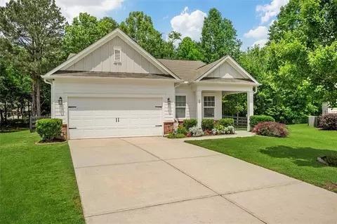 58 Stable Gate Dr, Cartersville, GA 30120