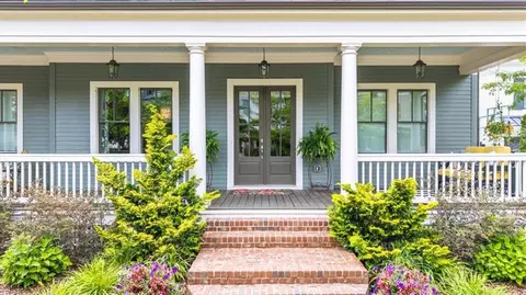 Exterior - 1020 Lee St, Milton, GA 30004 photo 6 of 17