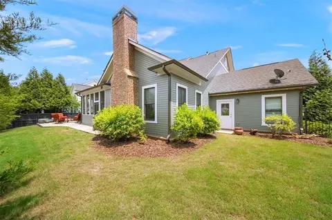 Exterior - 1020 Lee St, Milton, GA 30004 photo 12 of 17