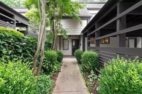 76 Forrest Pl, Atlanta, GA 30328
