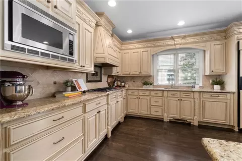 5860 Stoneleigh Dr, Suwanee, GA 30024 photo 16