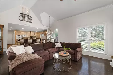 5860 Stoneleigh Dr, Suwanee, GA 30024 photo 23