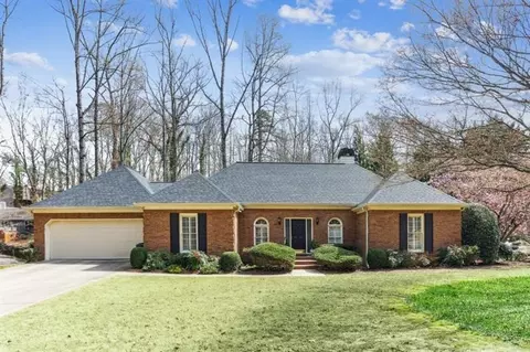 5270 Forest Brook Pkwy, Marietta, GA 30068