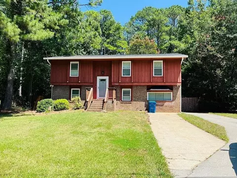 7220 Connell Rd, Fairburn, GA 30213