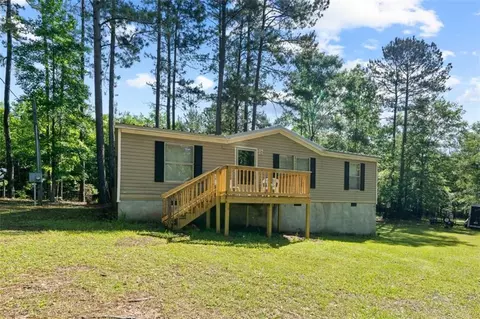 657 Rockville Springs Dr, Eatonton, GA 31024