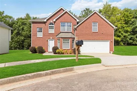 1127 Oak Hollow Ct, Hampton, GA 30228