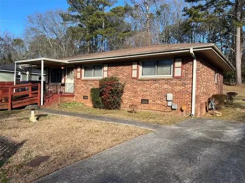 8118 SW Collier St SW, Covington, GA 30014