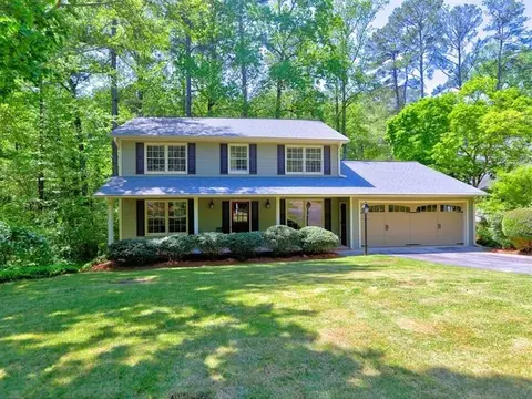 351 Ridgewater Dr, Marietta, GA 30068