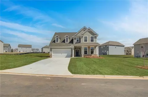 11 Armour Pass, Newnan, GA 30263