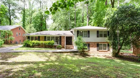 2620 Clairmont Rd, Atlanta, GA 30329