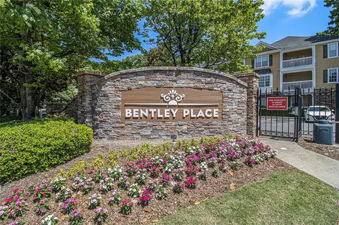 328 Bentley Pl #328, Tucker, GA 30084