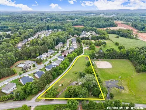 6716 Concord Rd, Cumming, GA 30028