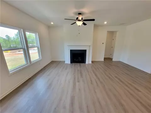 Living - 74 Everly Way, Bethlehem, GA 30620 photo 3 of 4