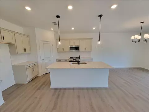 Kitchen - 74 Everly Way, Bethlehem, GA 30620 photo 1 of 2