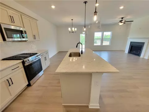 Kitchen - 74 Everly Way, Bethlehem, GA 30620 photo 2 of 2