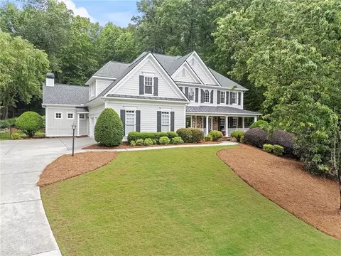 1470 Rolling Links Dr, Alpharetta, GA 30004