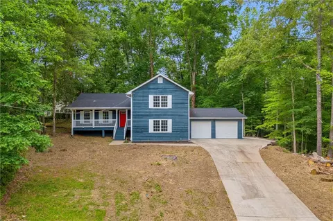 5200 Beechwood Forest Ct, Lithonia, GA 30038