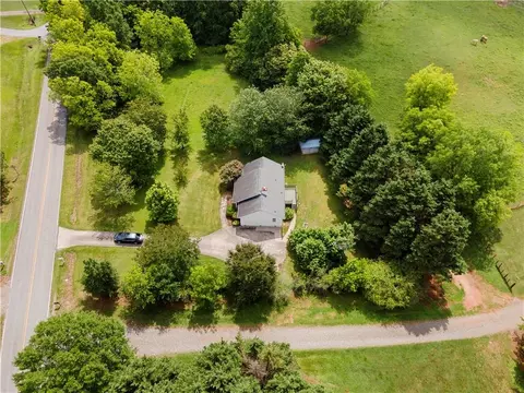 View/Area - 6752 Stringer Rd, Clermont, GA 30527 photo 4 of 5