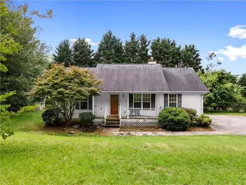 Exterior - 6752 Stringer Rd, Clermont, GA 30527 photo 6 of 6
