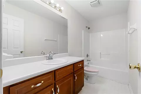 Bath - 6752 Stringer Rd, Clermont, GA 30527 photo 2 of 2