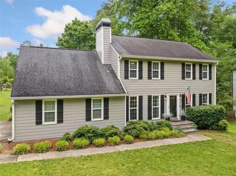 2166 Carlyle Dr, Marietta, GA 30062