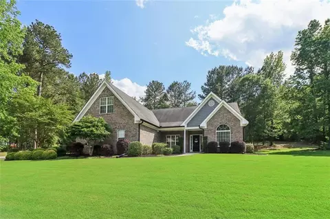 2305 Hawthorne Trce, Monroe, GA 30655