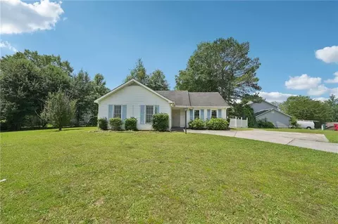 742 Redland Dr, Jonesboro, GA 30238