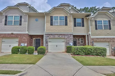2003 Burns View Ln, Lawrenceville, GA 30044
