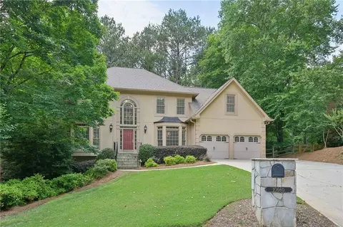 10660 Dunoon Dr, Alpharetta, GA 30022