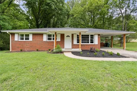52 Cane Creek Valley Rd, Dahlonega, GA 30533