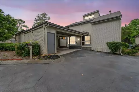 683 Highland Ct, Marietta, GA 30068