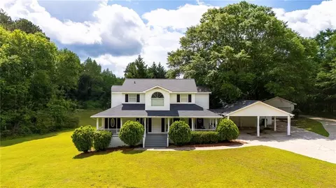 253 Pine Valley Dr, Powder Springs, GA 30127