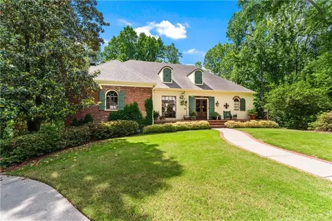 5945 W Andechs Smt, Johns Creek, GA 30097