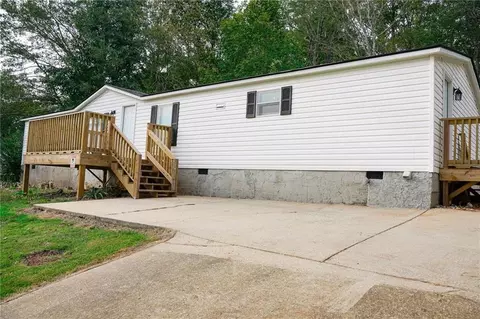 320 White Birch Dr, Covington, GA 30016